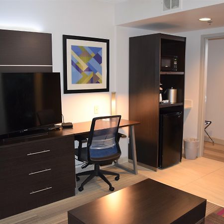 Holiday Inn Express Philadelphia Ne-Bensalem By Ihg Dış mekan fotoğraf