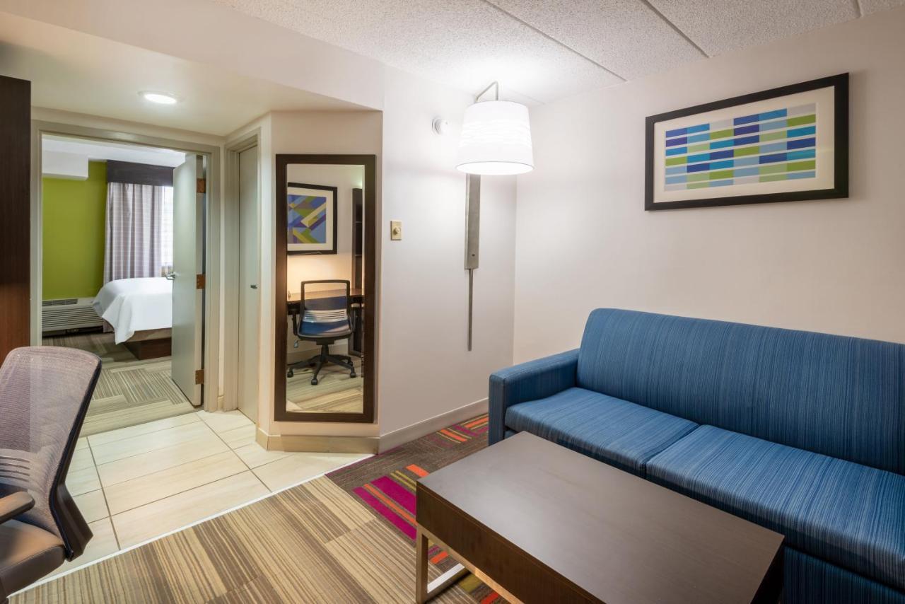 Holiday Inn Express Philadelphia Ne-Bensalem By Ihg Dış mekan fotoğraf